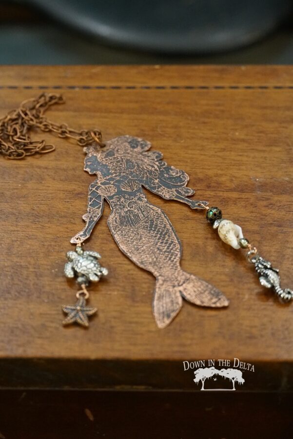 The Lovely Serena—Copper Mermaid with Friends (Published in Belle Armoire Jewelry magazine) AVAILABLE AT INNOVA ARTS 